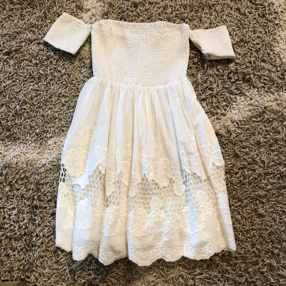 Tobi Off The Shoulder White Dress